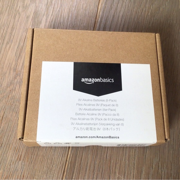 Amazon Basics 5-Count 9 Volt Alkaline Performance All-Purpose Batteries - Picture 5 of 5